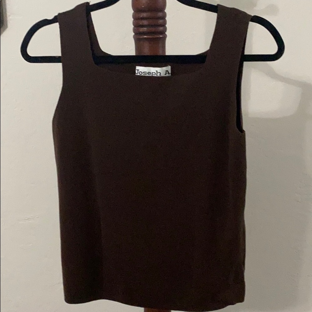 Sleeveless Chocolate knit top